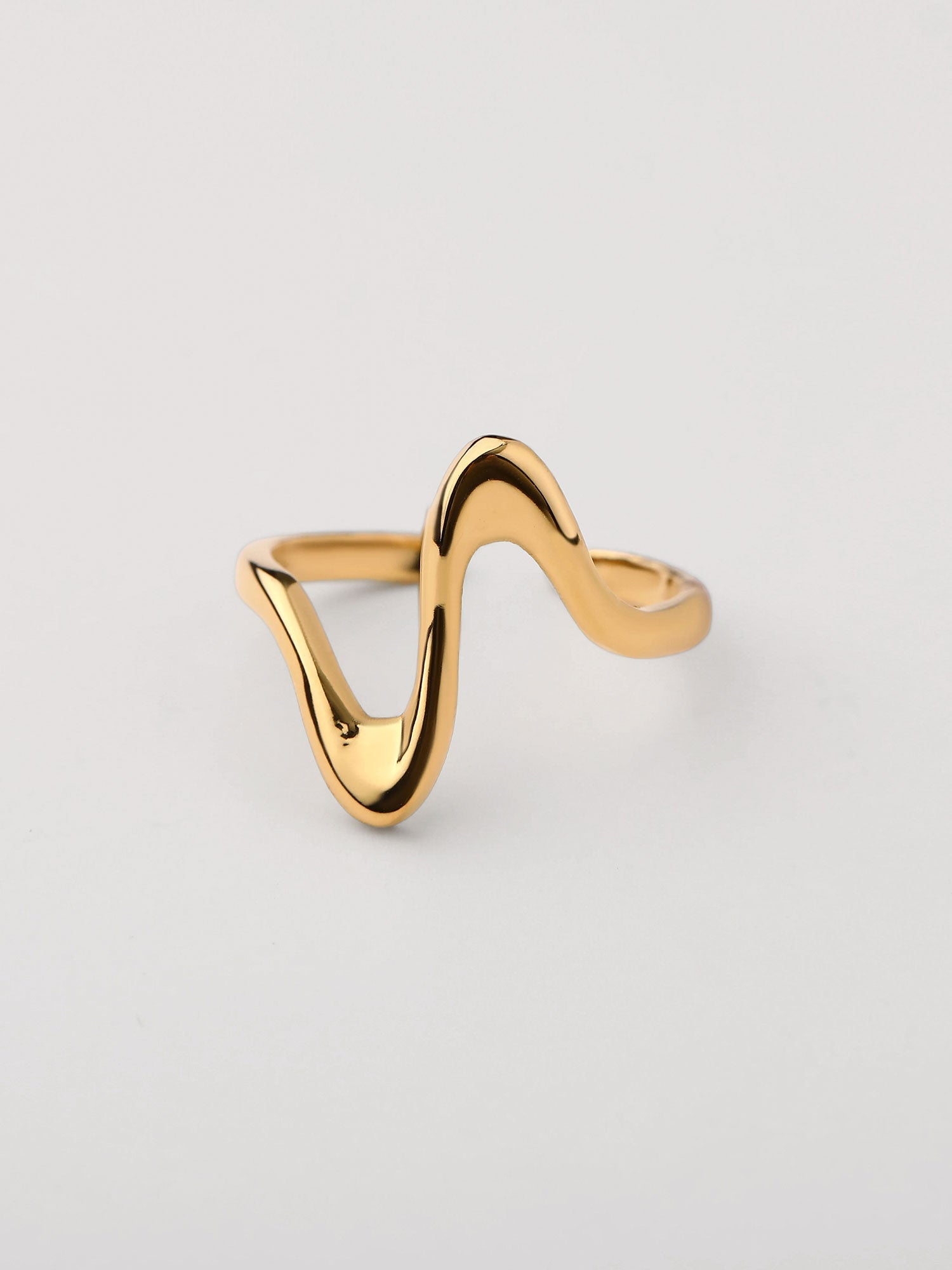 Anillo abierto con forma Dorado
