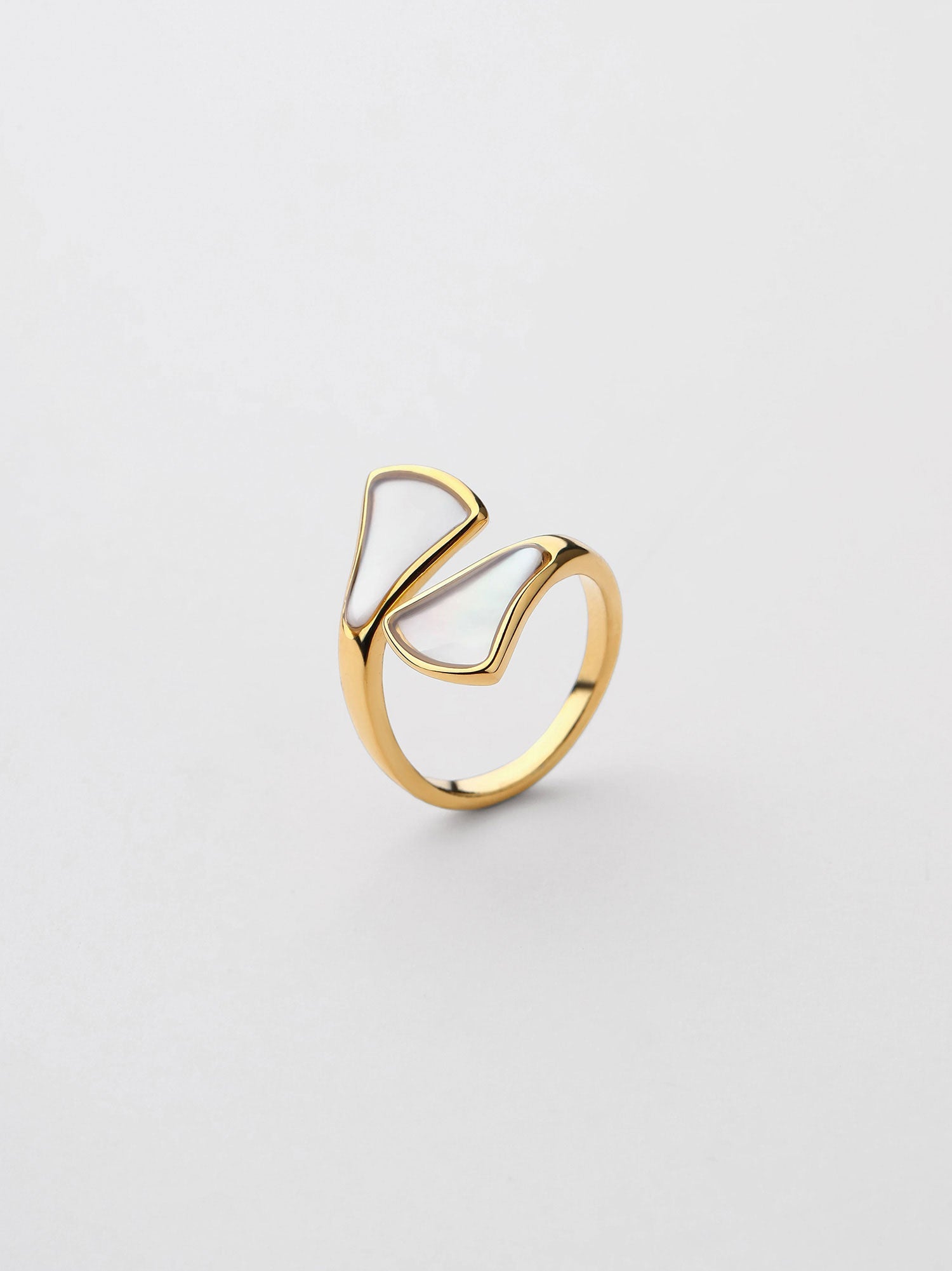 Anillo Darya Ajustable Zirconia Blanca Dorado