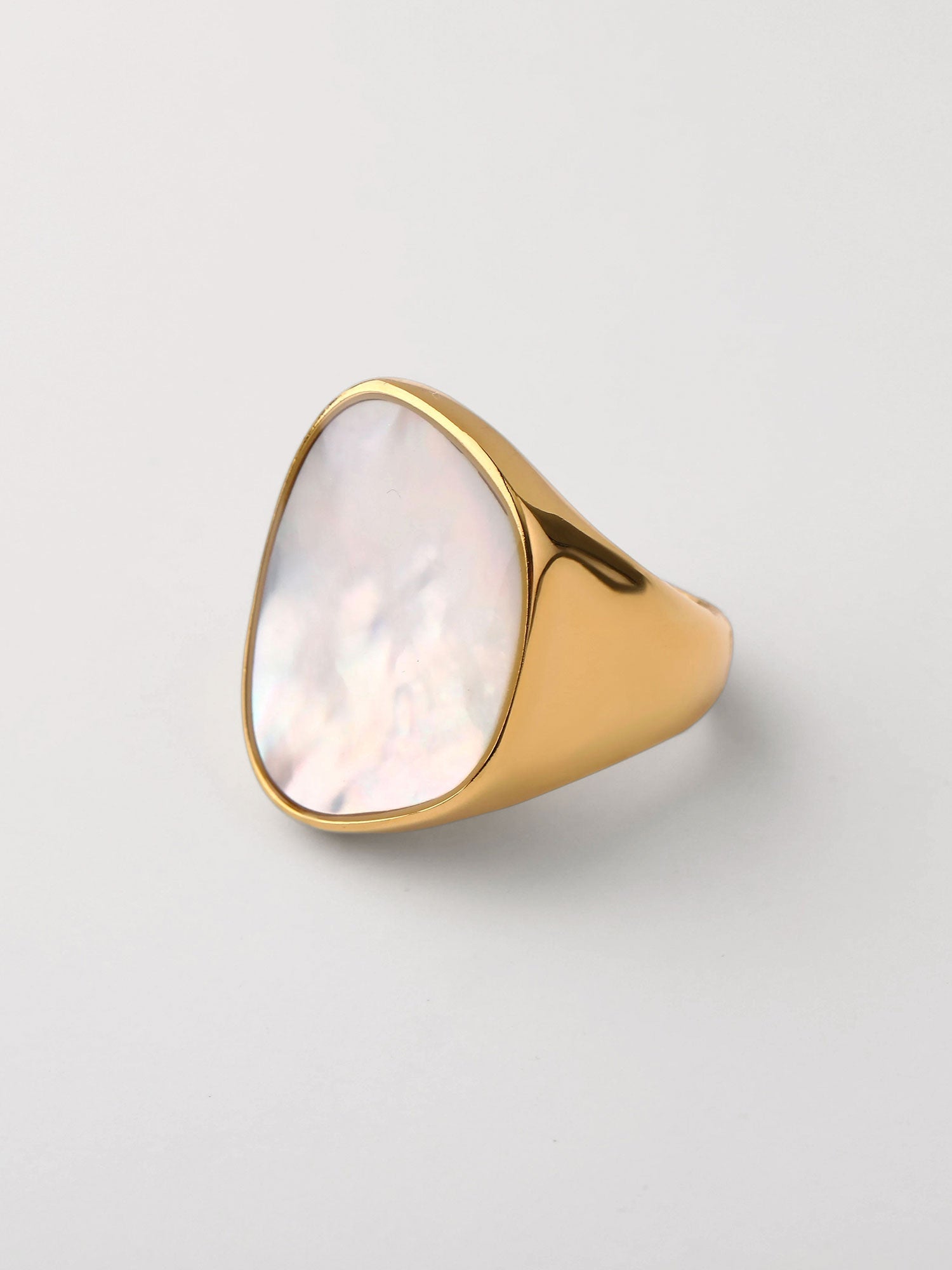 Anillo sello Elys con nácar Dorado
