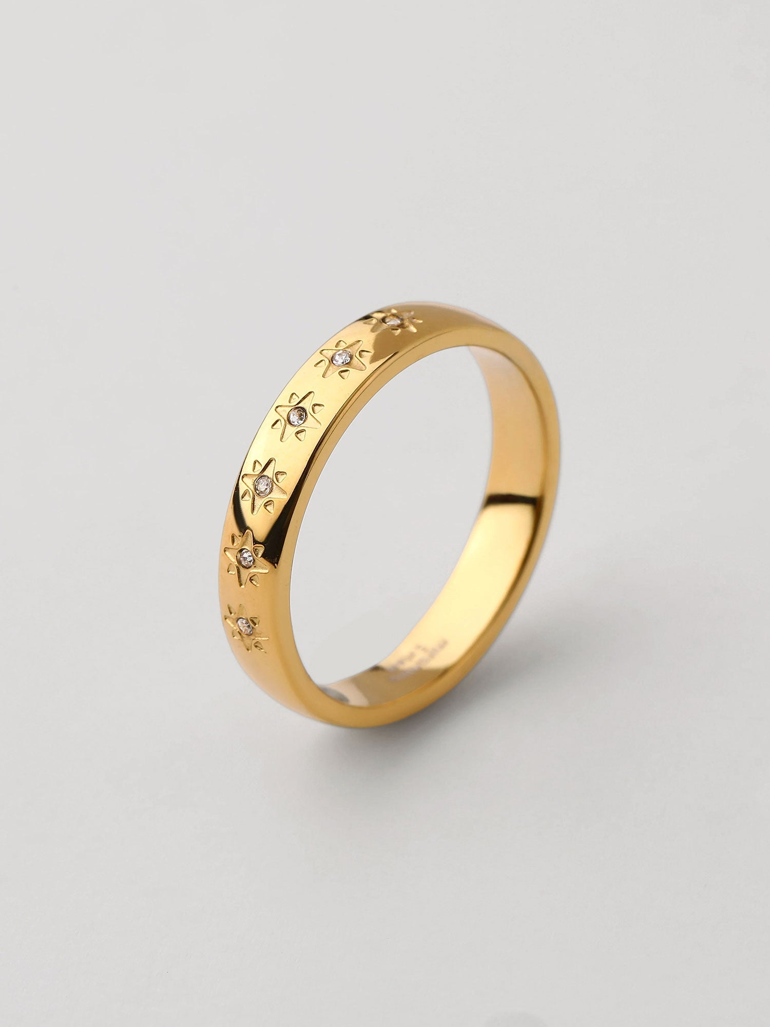 Anillo estrellas con zirconias Dorado