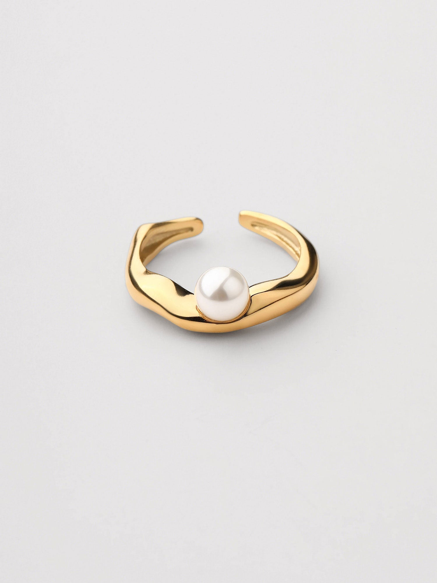 Anillo Cassia Ajustable Zirconia Blanca Dorado