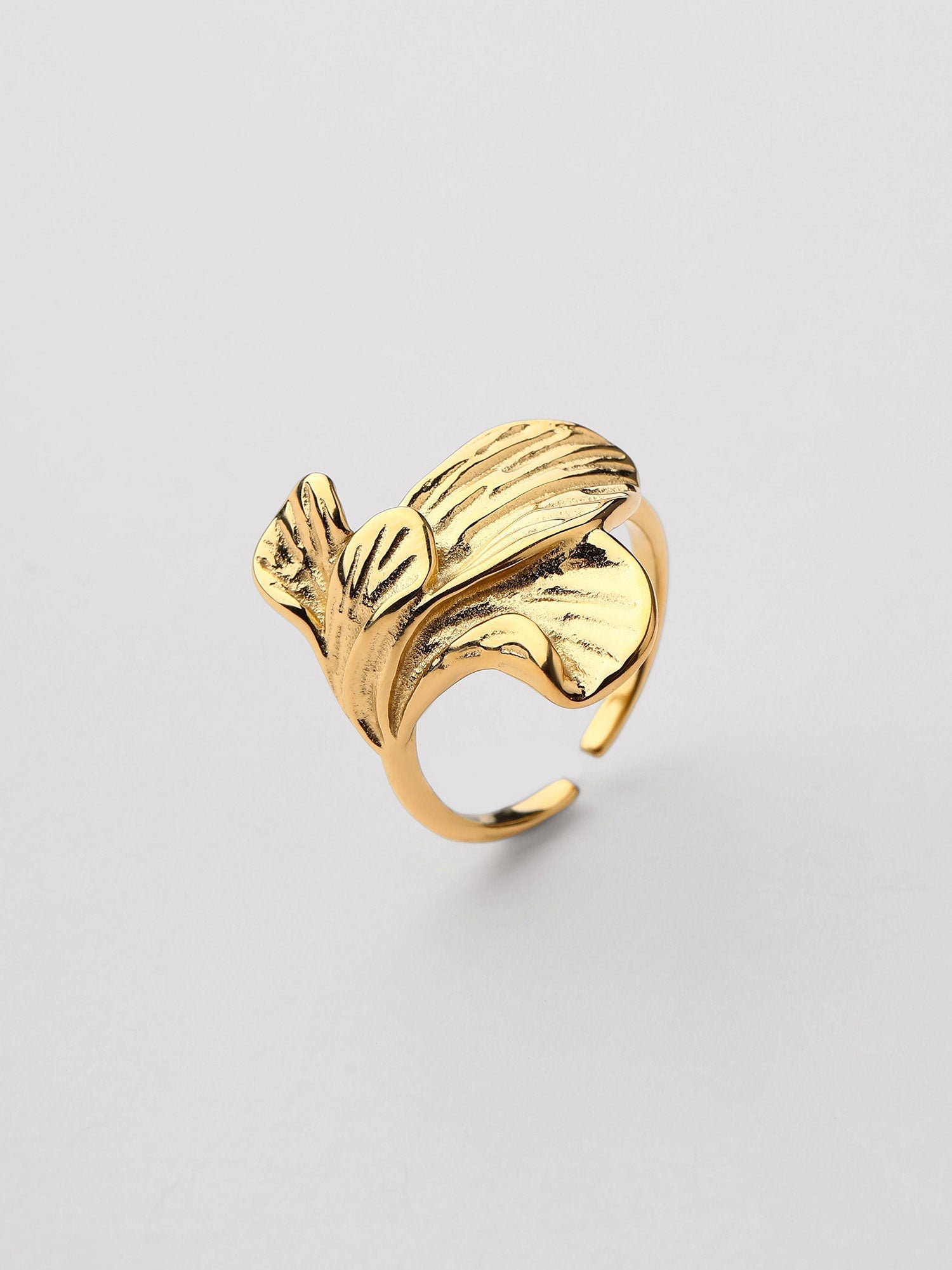 Anillo Maika Ajustable Dorado Elegante