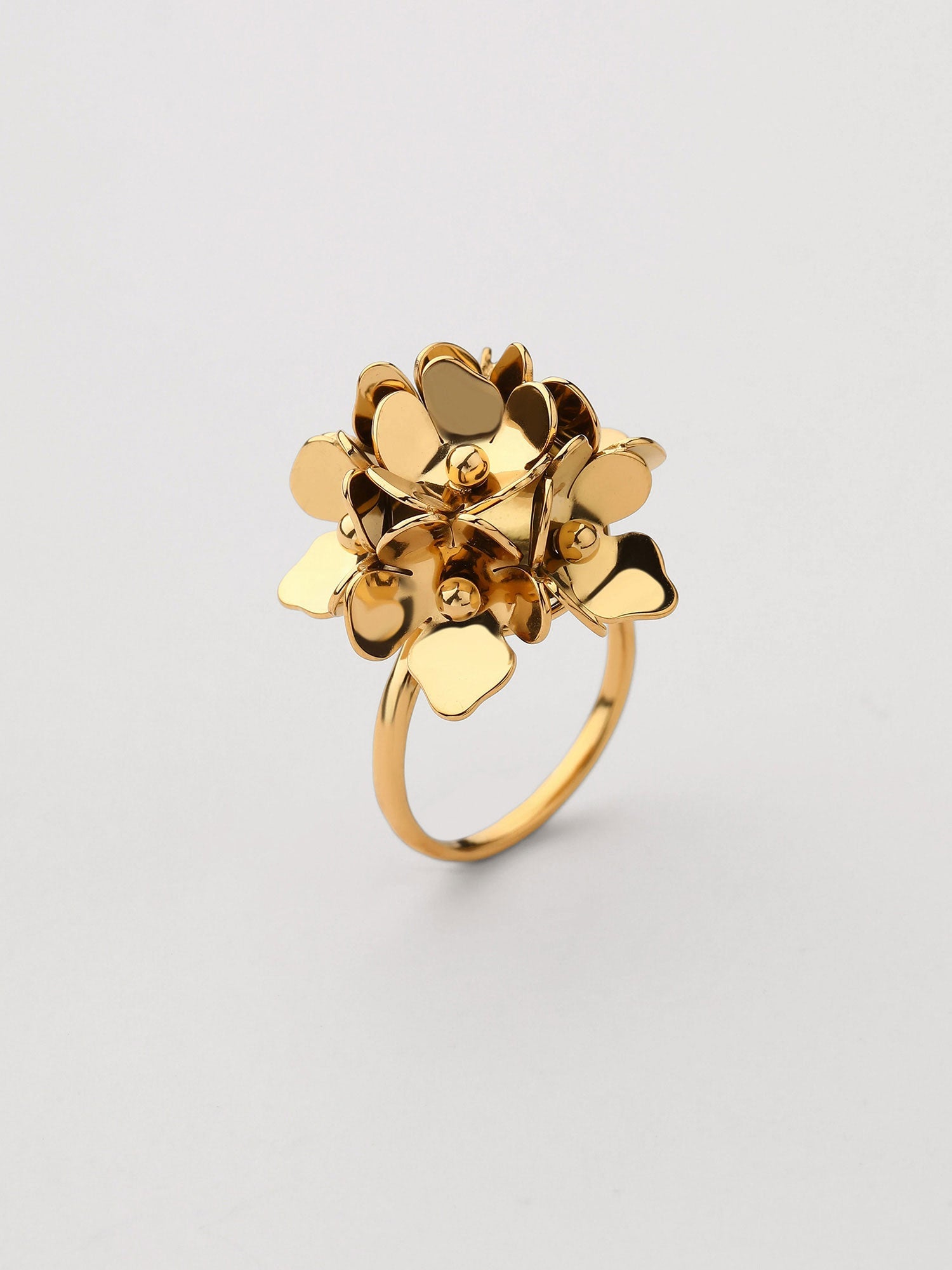 Anillo Ajustable Nerea Dorado Minimal Elegante