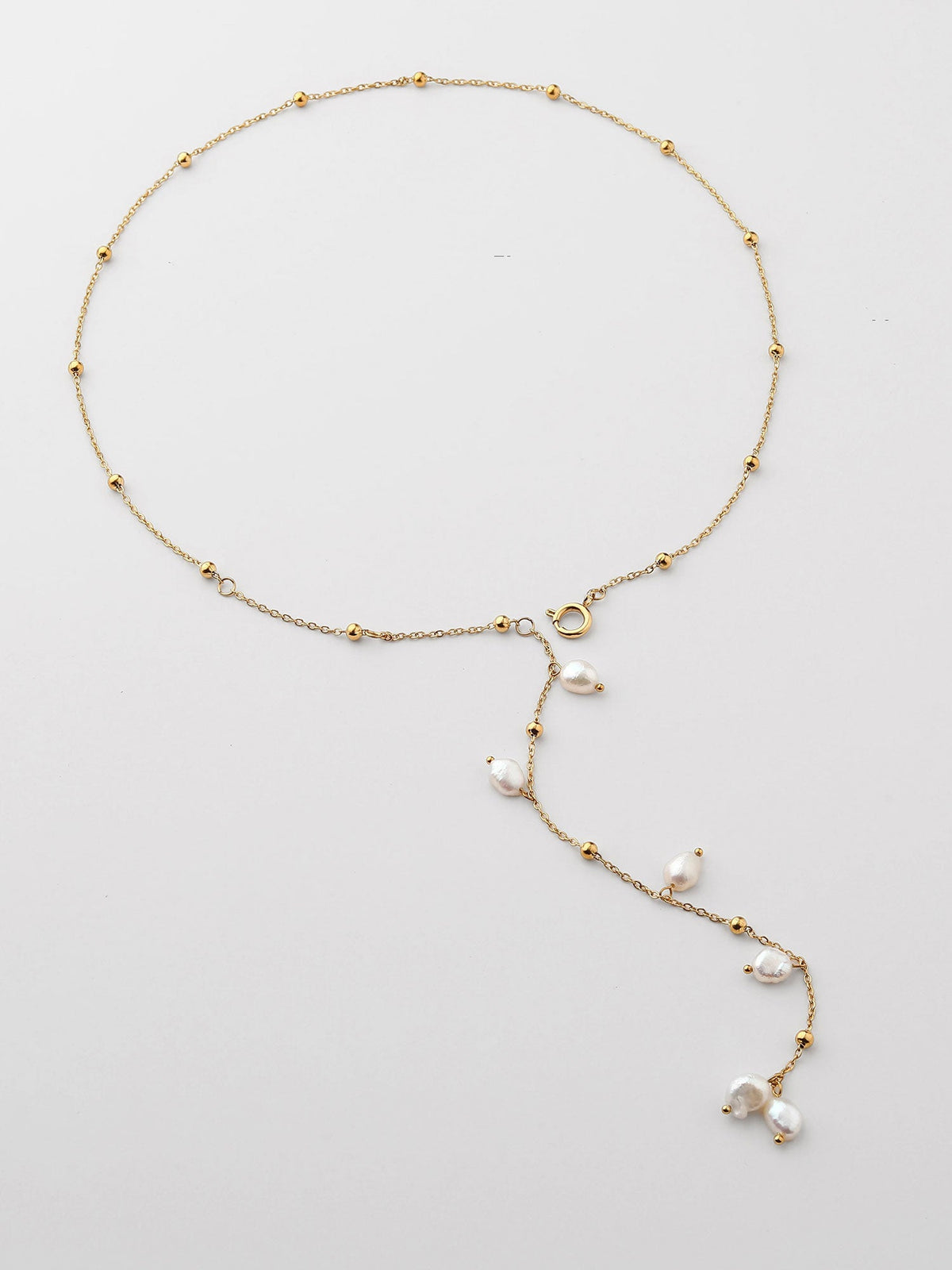 Collar largo con perlas Dorado