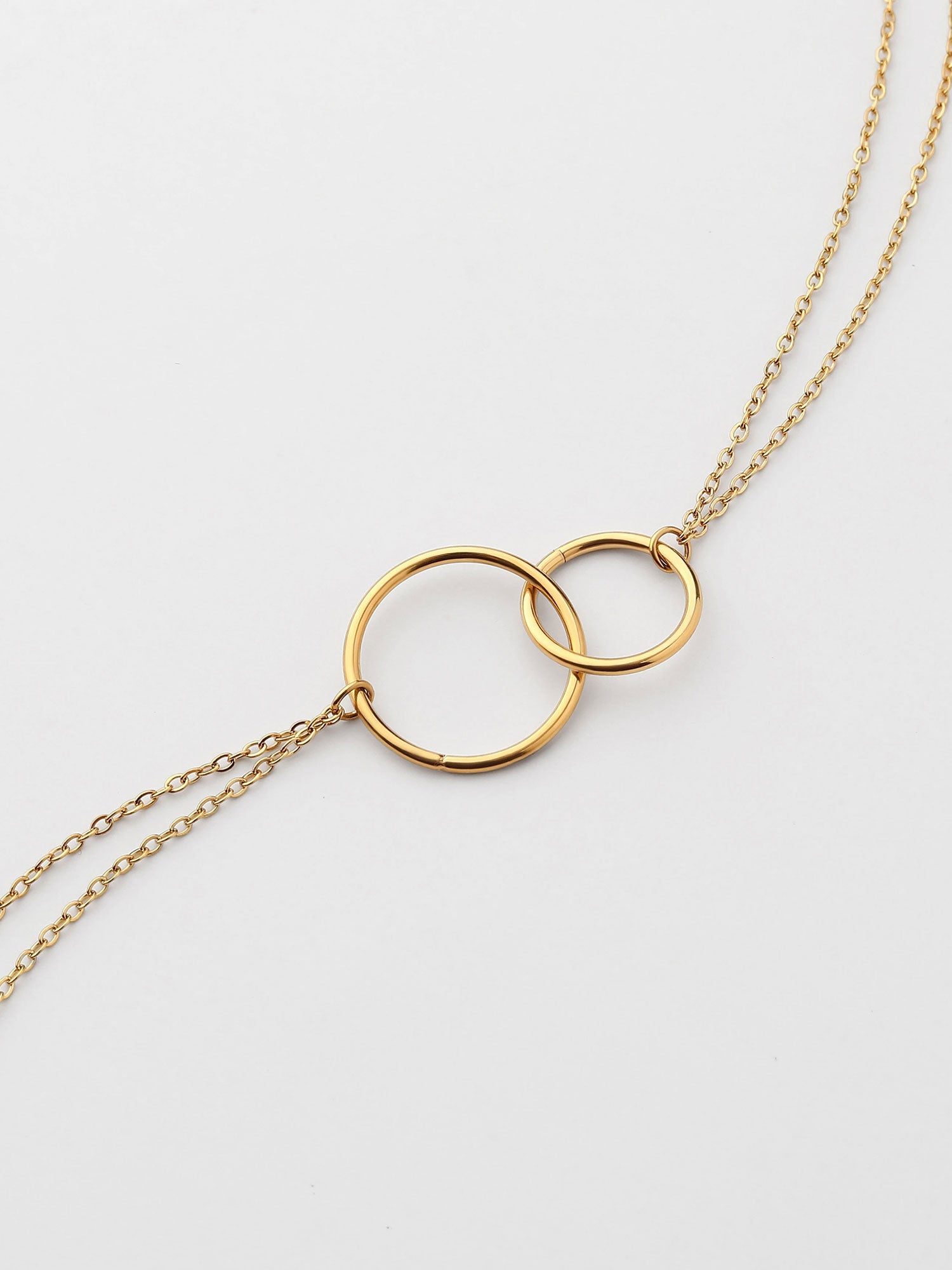 Collar forma círculos Dorados