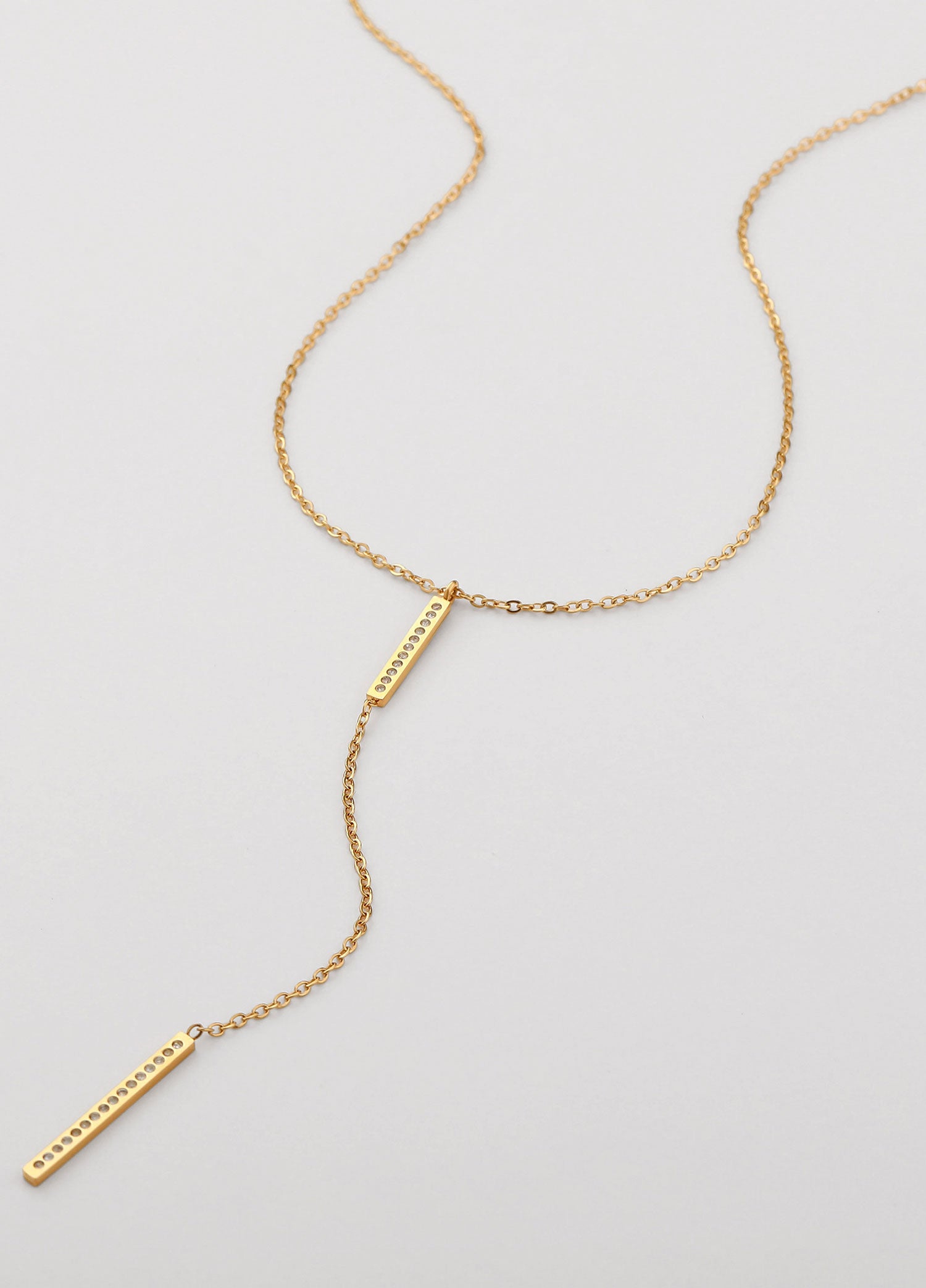 Collar forma Y zirconias Dorado