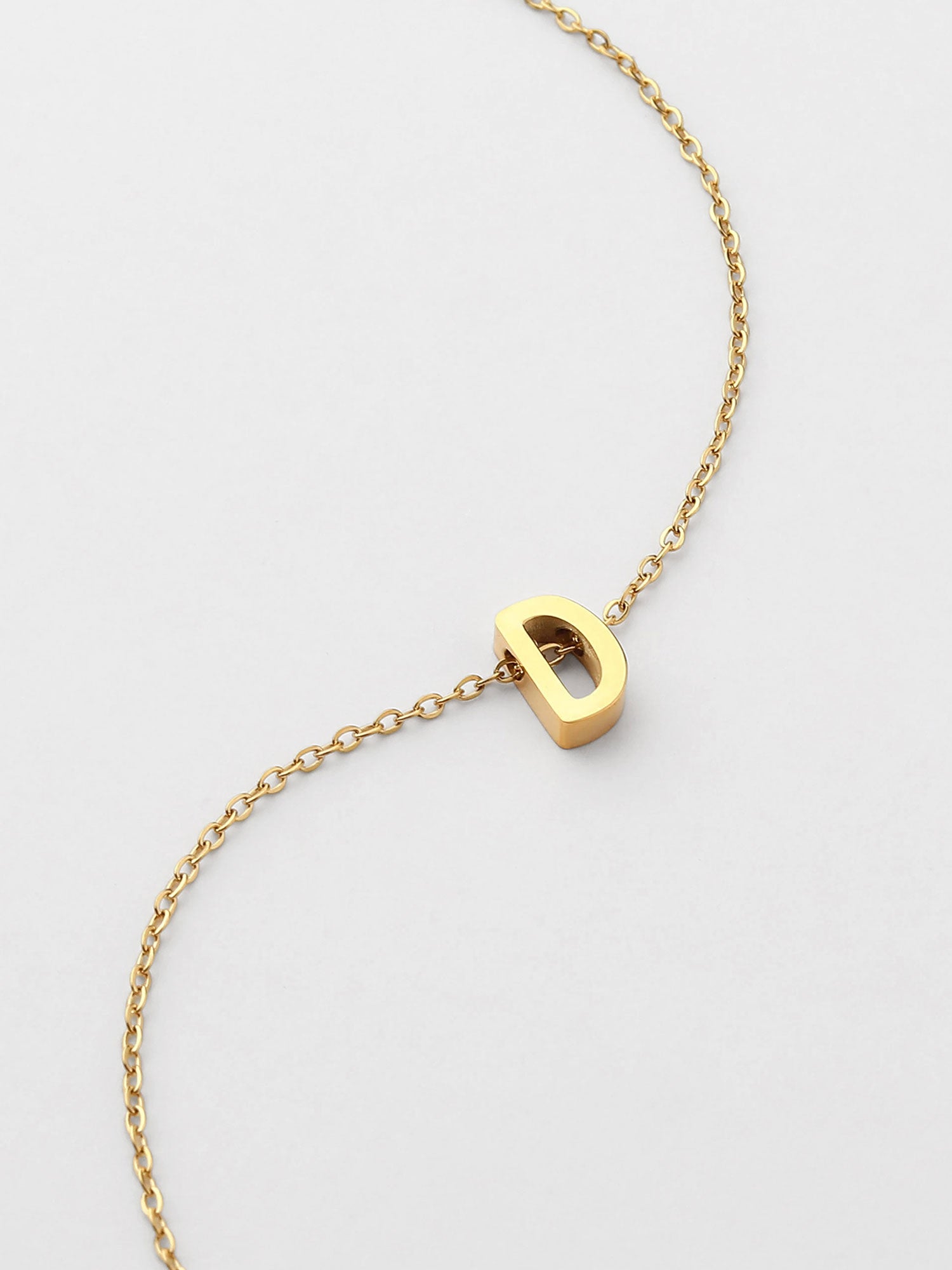 Collar Inicial D Dorado