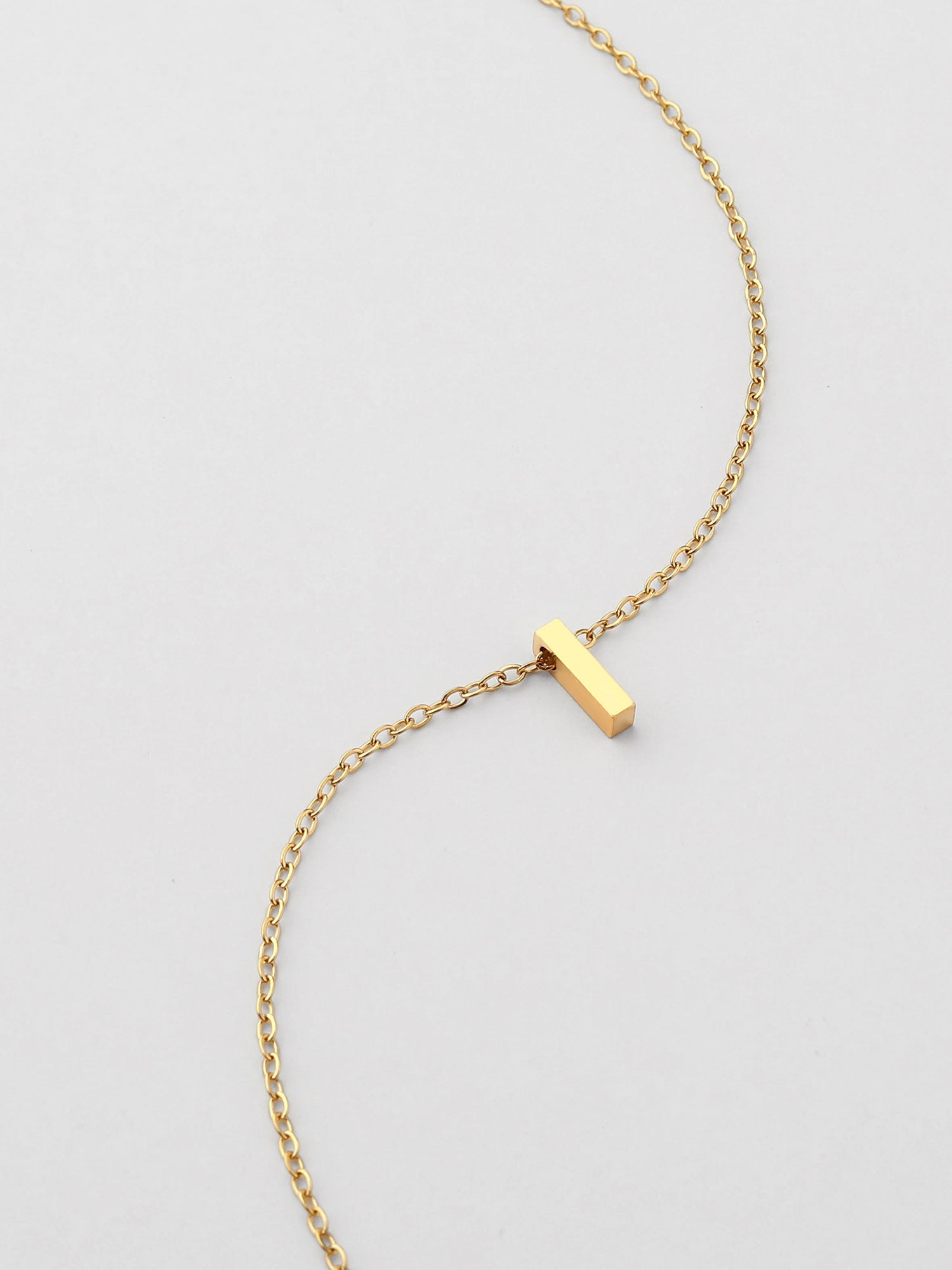 Collar Inicial I Dorado