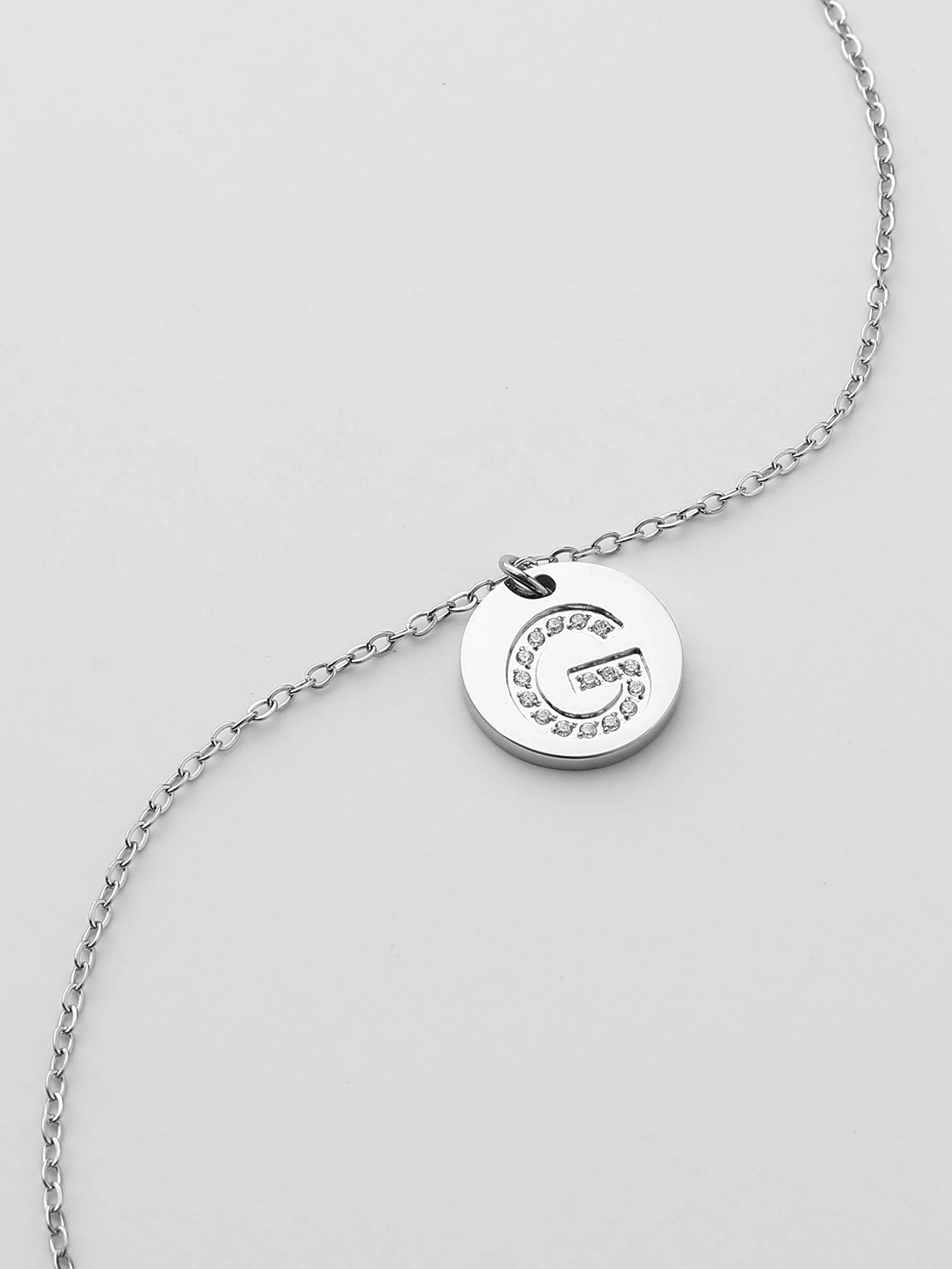 Collar Inicial G Medallón Plateado Brillante