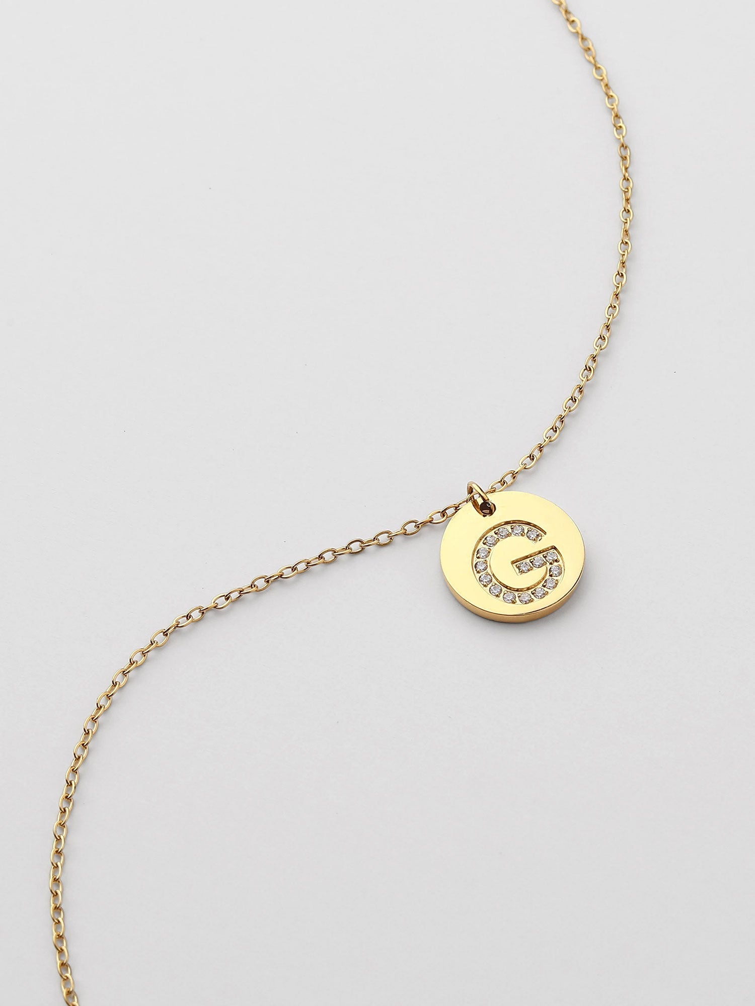 Collar Inicial G Medallón Dorado Brillante