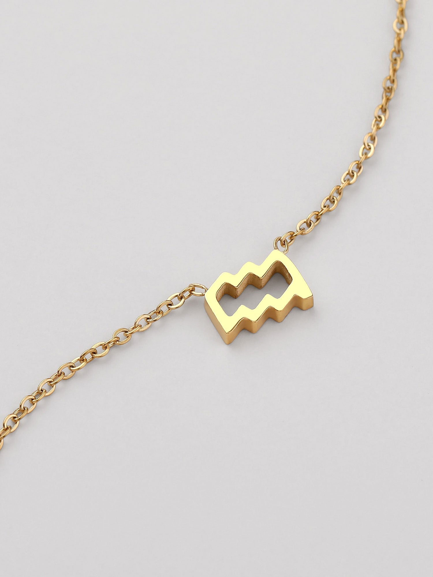 Collar Acuario Dorado