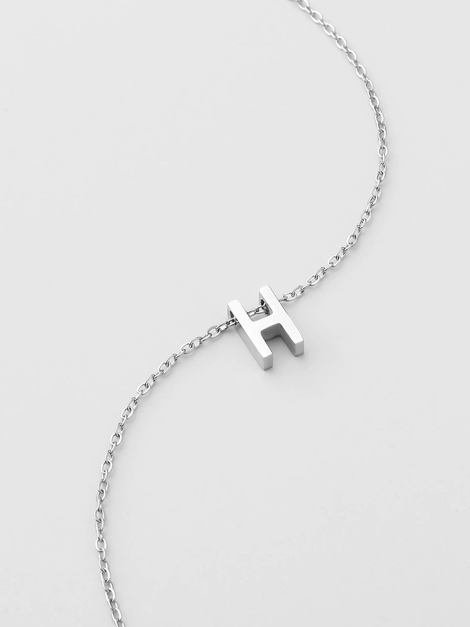 Collar Inicial H Plateado