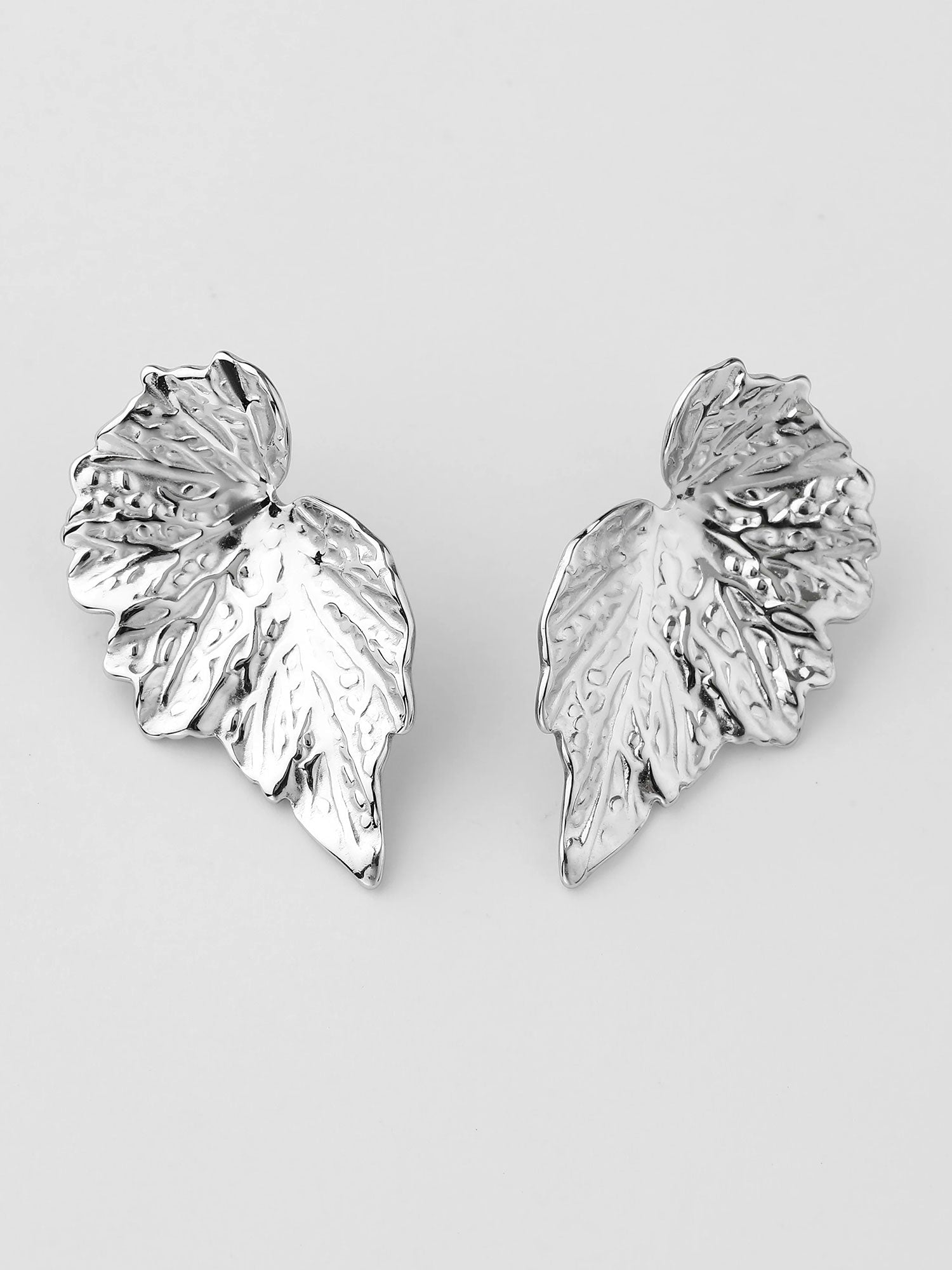 Pendientes hoja Cirae plateados