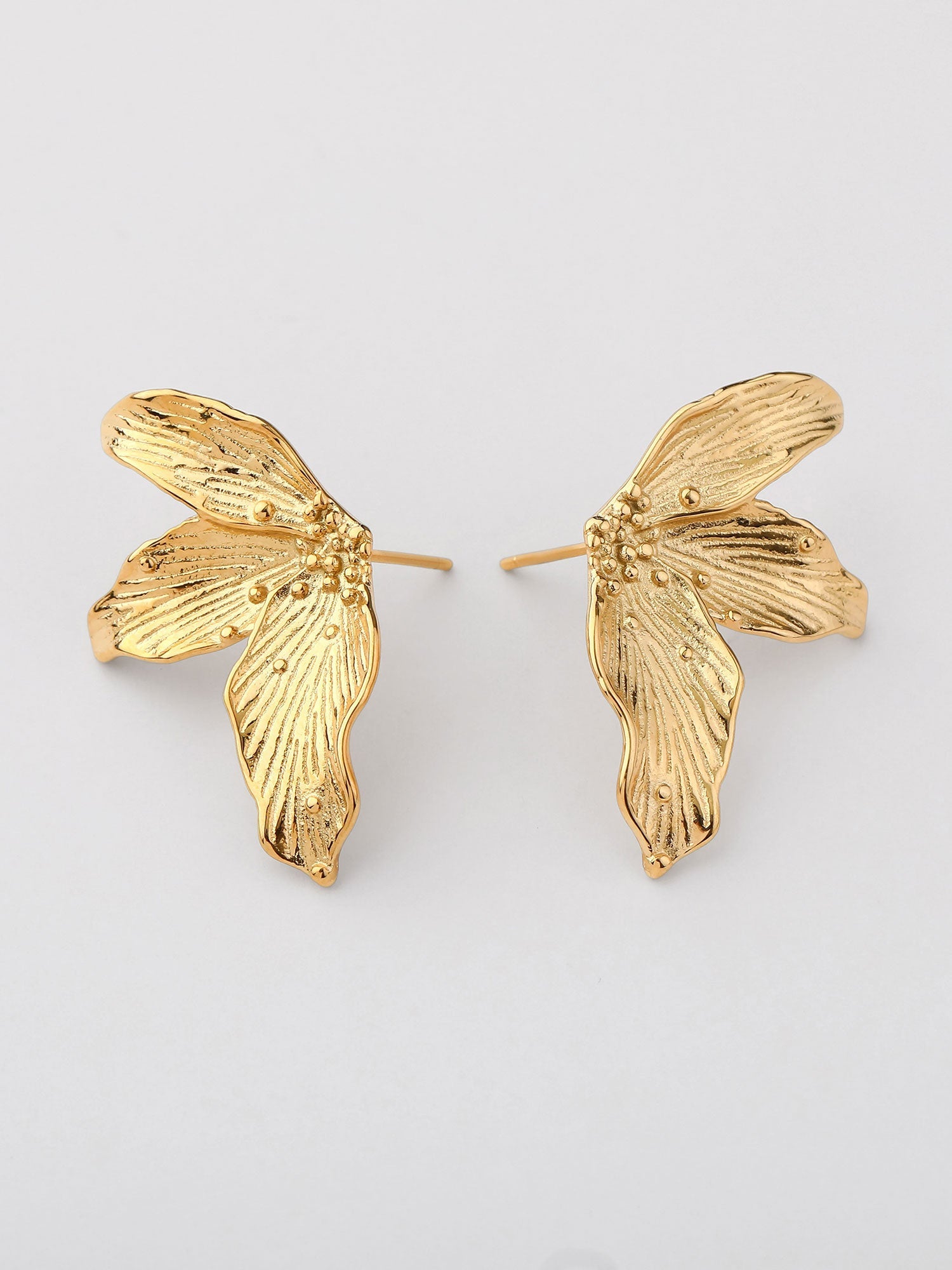 Pendientes de hojas Diora dorados