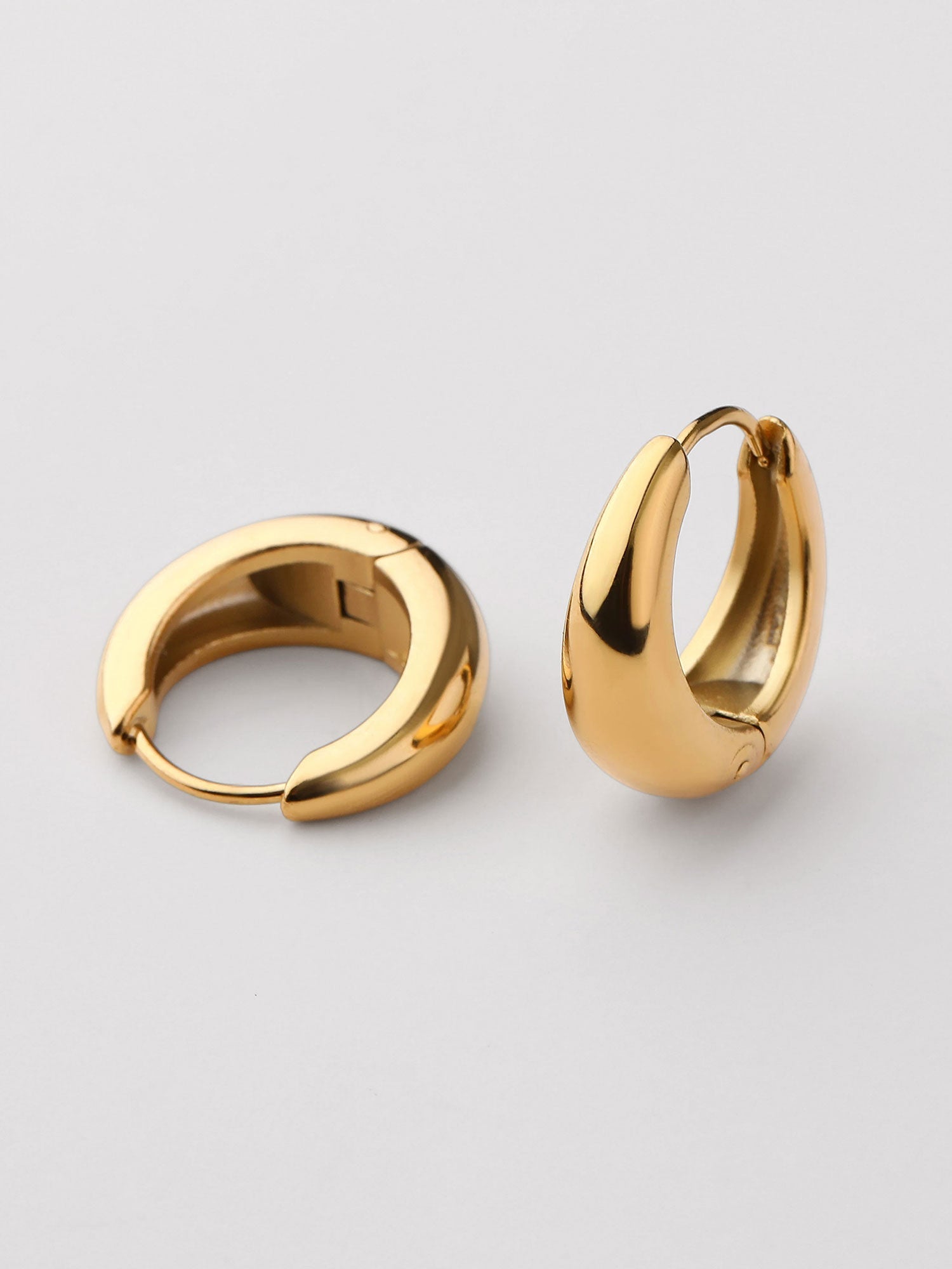 Pendientes de aro Kaia grueso dorados XS 12mm