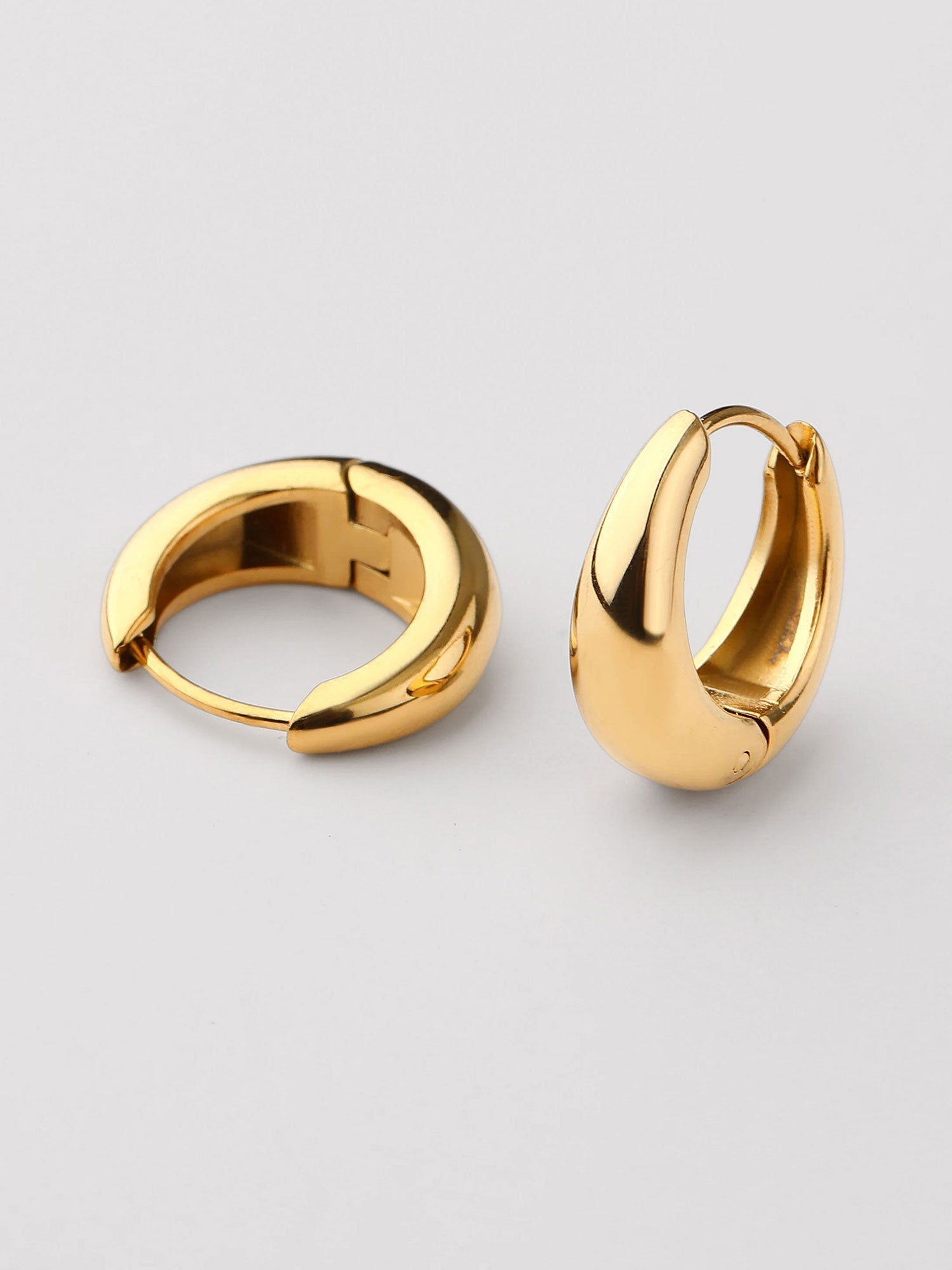 Pendientes de aro Kaia grueso dorados S 14mm